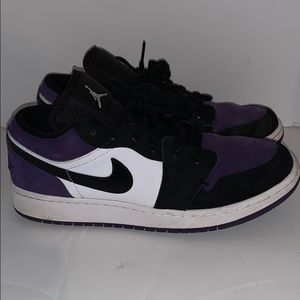 Jordan 1 low Court Purple